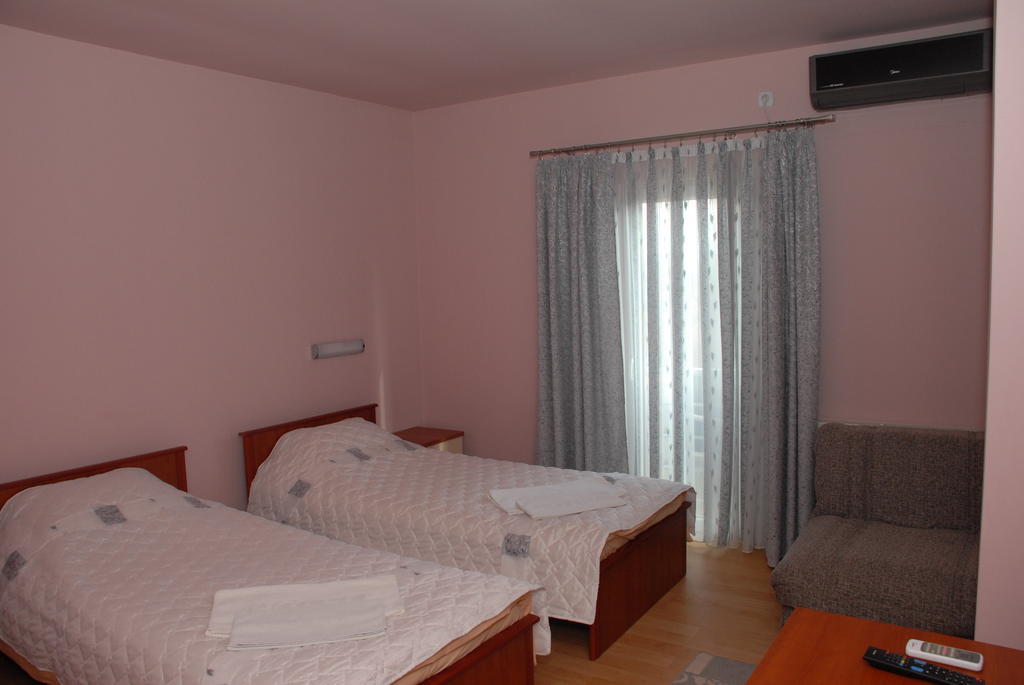 Harmony Hotel Kumanovo Exterior photo